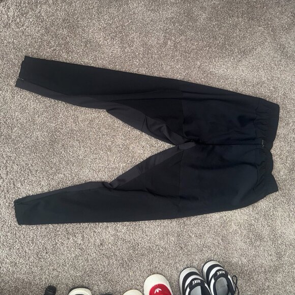 Adidas Designed for Training Hybrid Pants - Picture 4 of 12